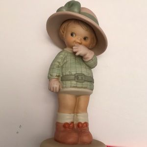 Vintage Memories of Yesterday - Blowing A Kiss